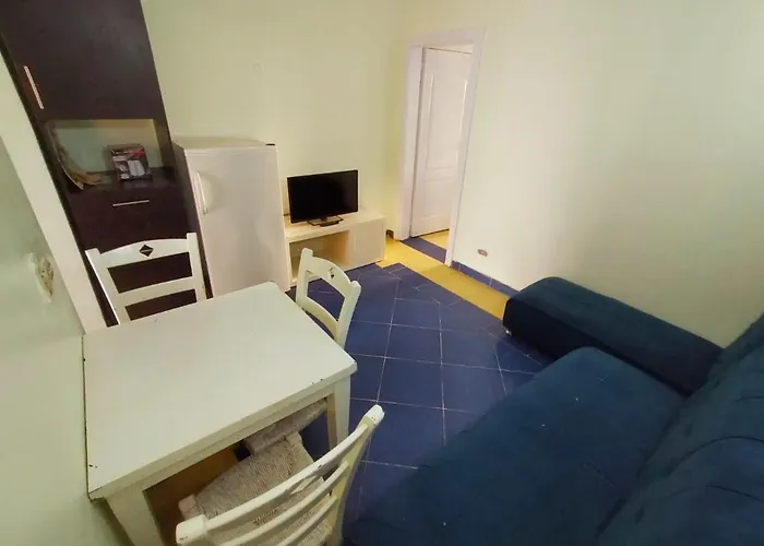 Apartment قريه دلتا شرم110-15 *